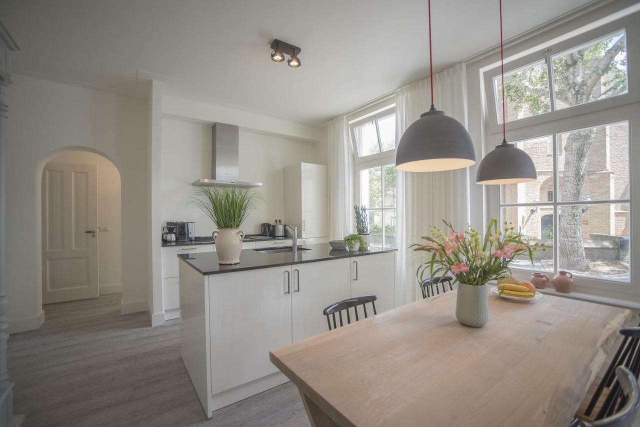 Luxury Upstairs & Downstairs Apartments Zandvoort Bagian luar foto