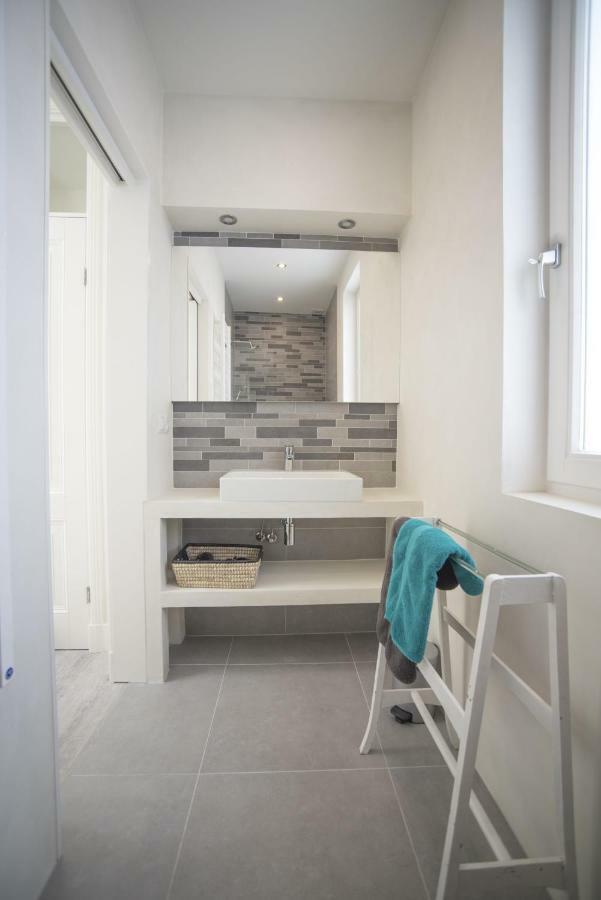 Luxury Upstairs & Downstairs Apartments Zandvoort Bagian luar foto
