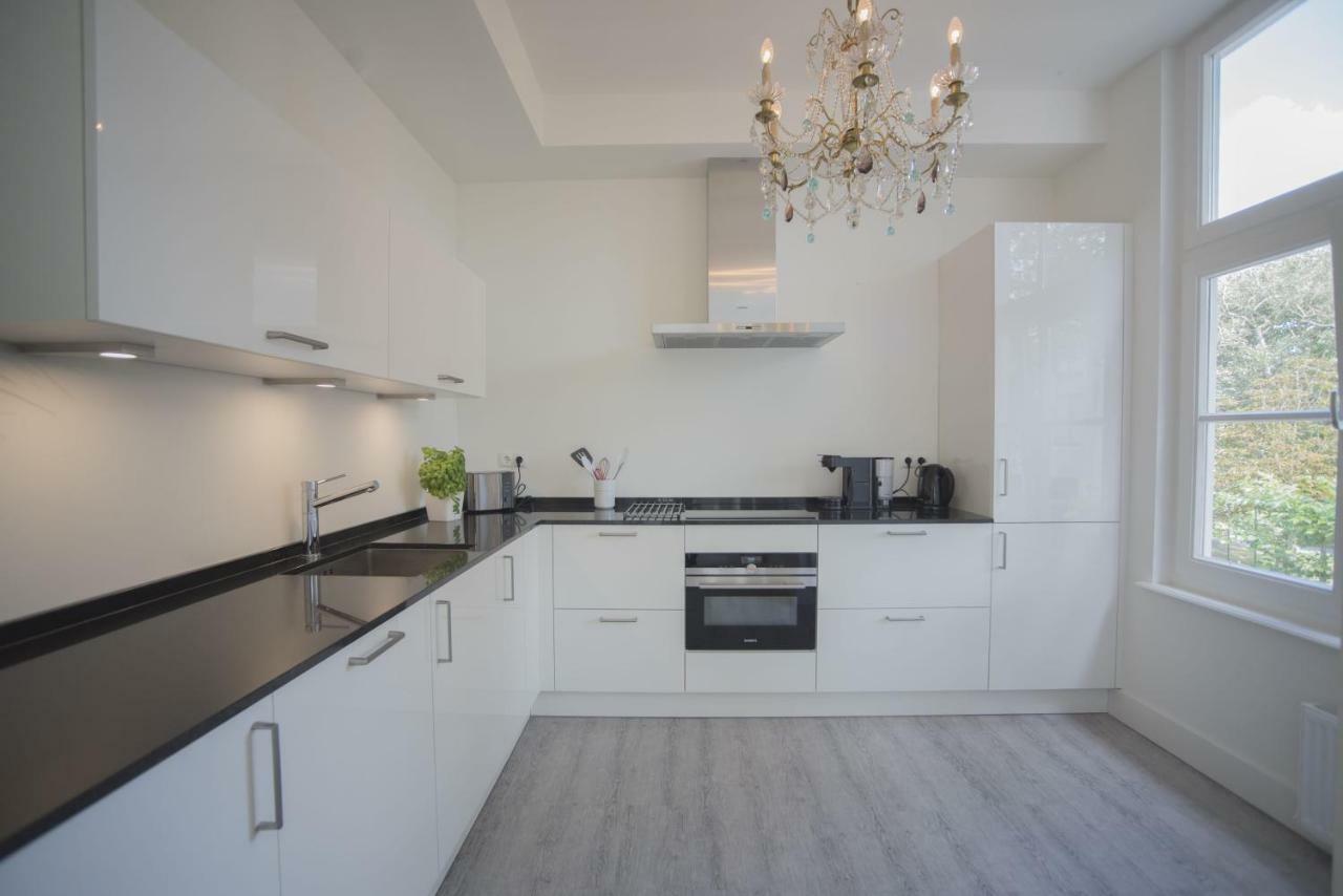 Luxury Upstairs & Downstairs Apartments Zandvoort Bagian luar foto