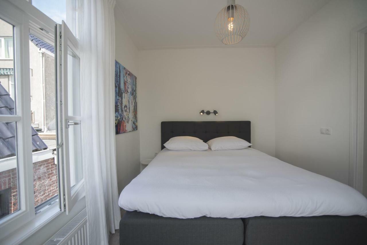 Luxury Upstairs & Downstairs Apartments Zandvoort Bagian luar foto
